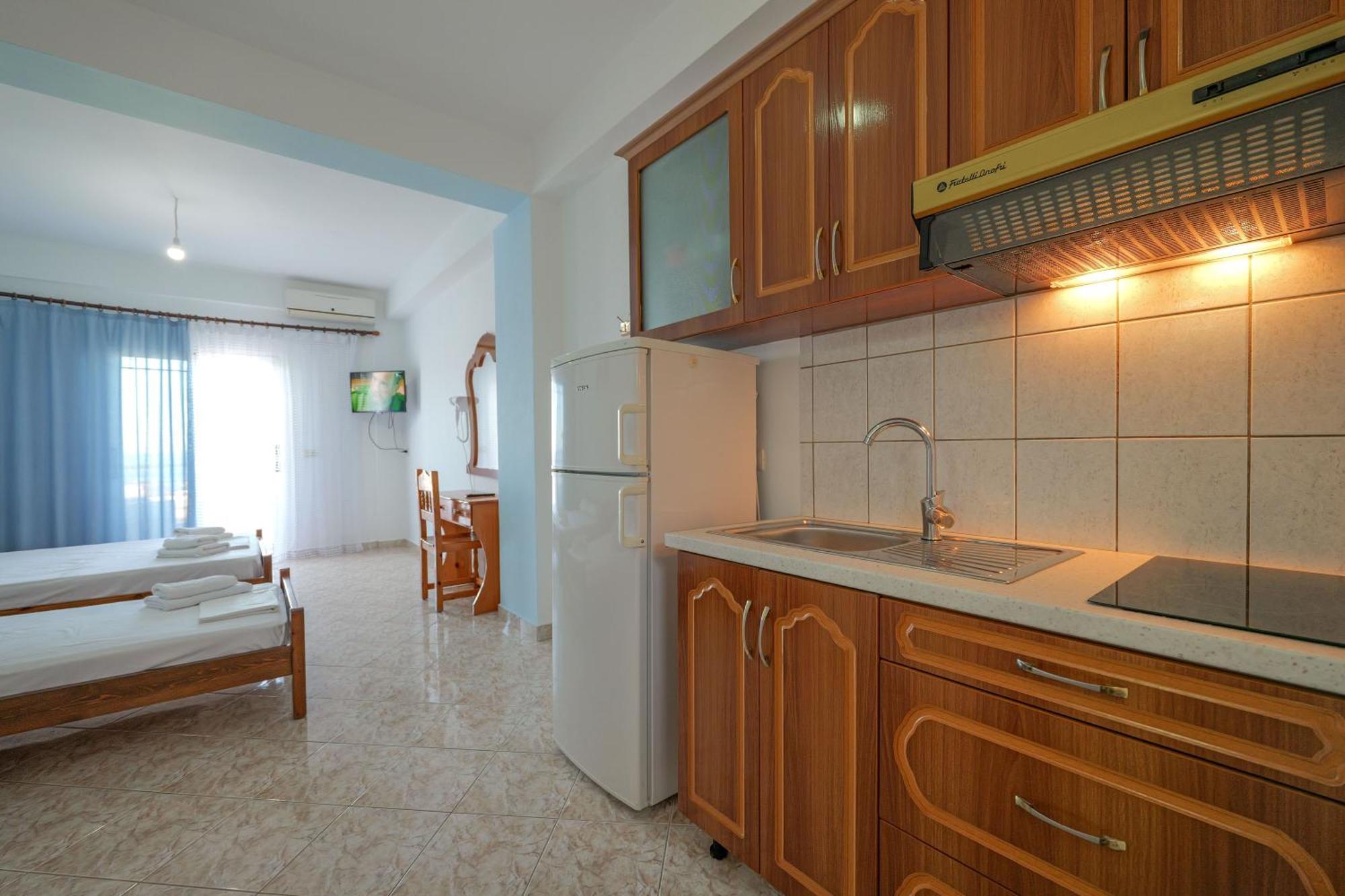 Seaview Apartaments Ksamil Eksteriør billede